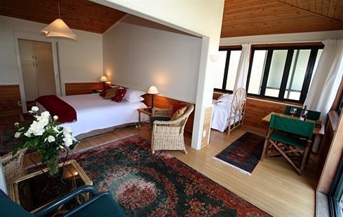 Beachfront Motel 4*